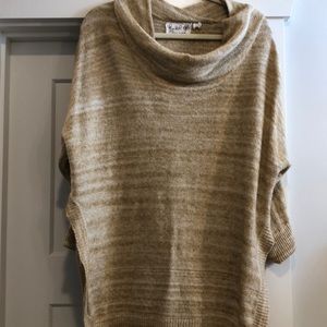 Anthropologie lightweight oversized sweater gold